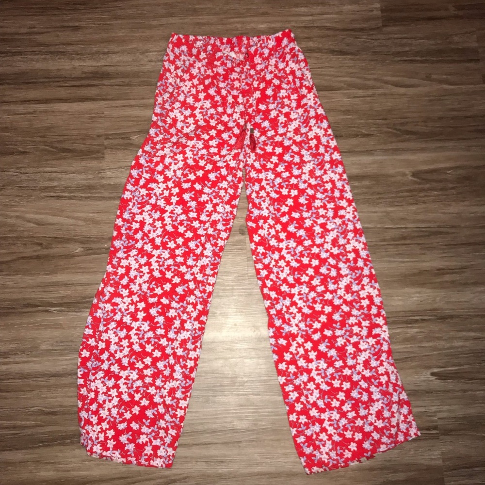 Super fun pant! Flare at the bottom